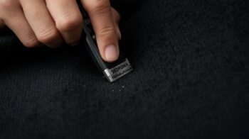 how to remove pilling from clothes 1